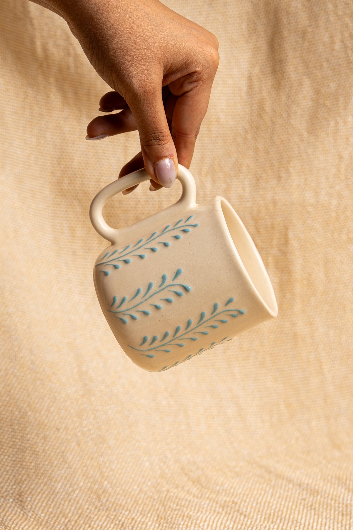 Embossed Leaf Motif Ceramic Mug